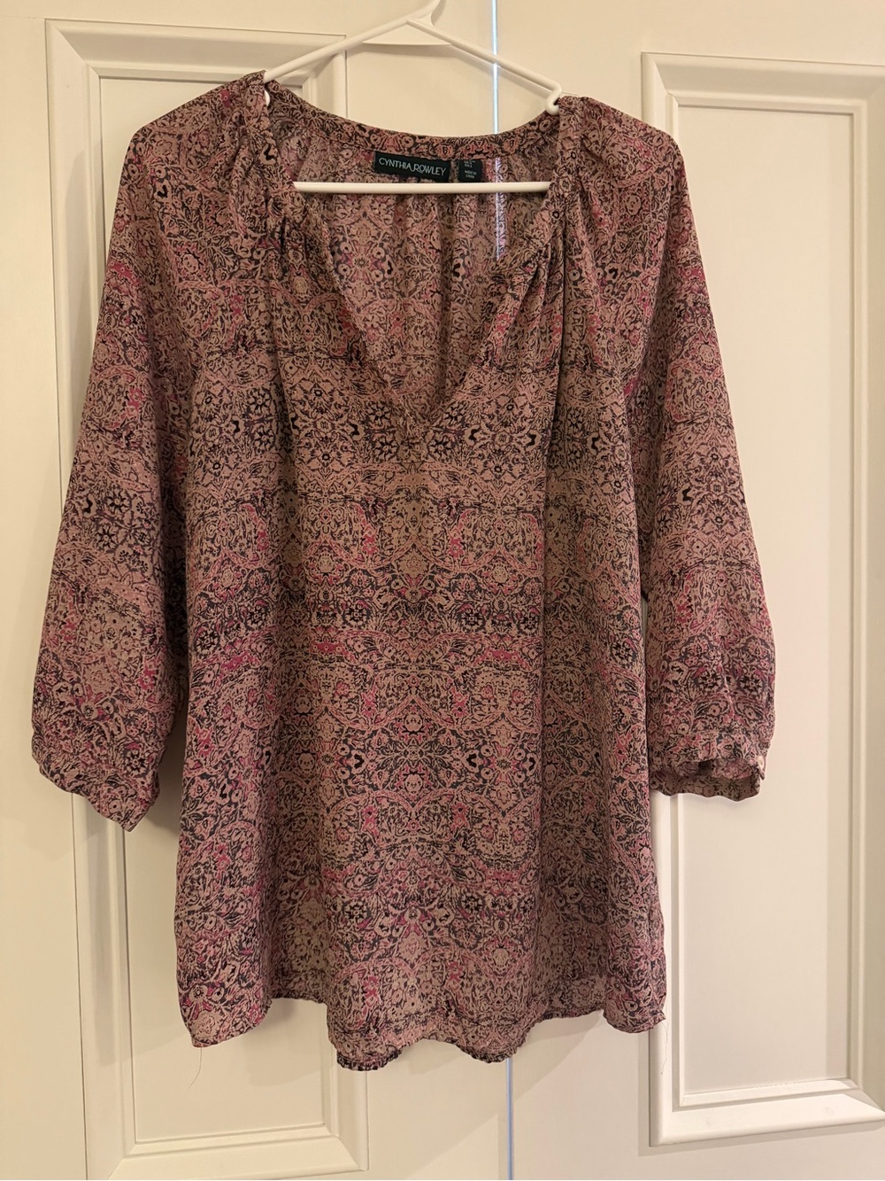 Cynthia Rowley Pink Paisley V-Neck Tunic Blouse